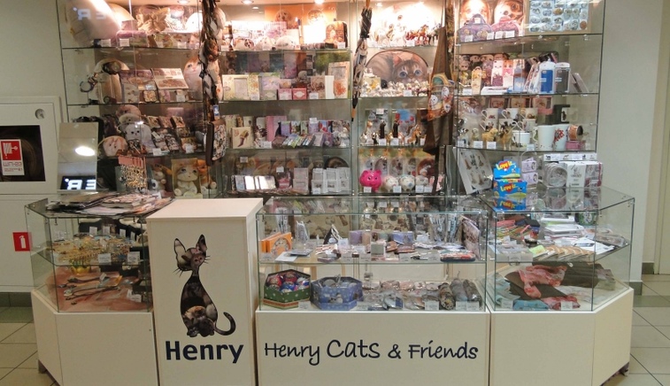 Henry Cats & Friends